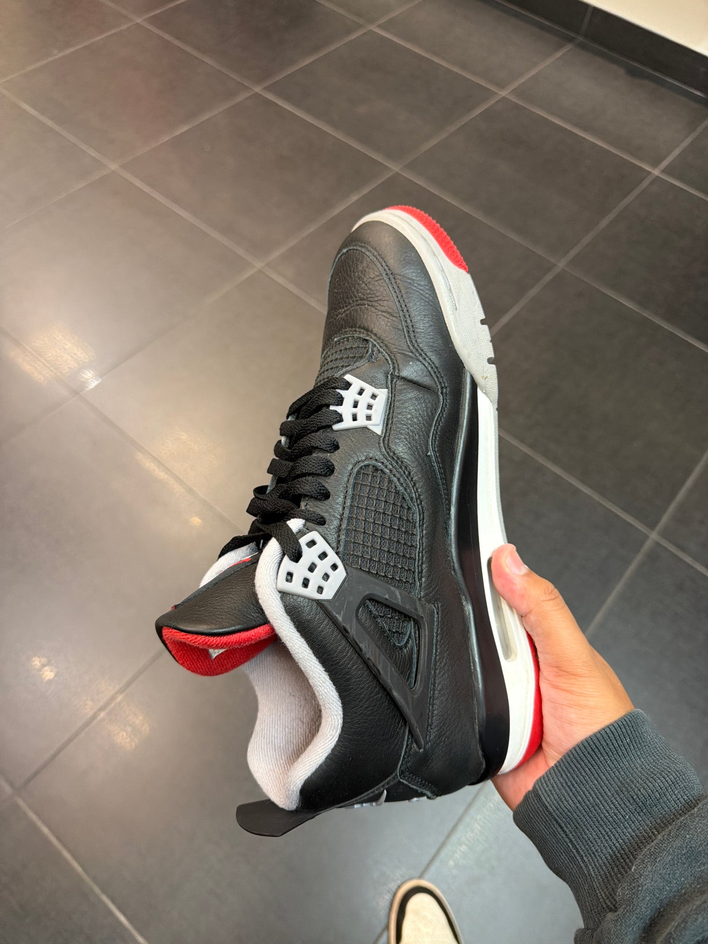 J4 Bred Reimagined (Size 10.5)