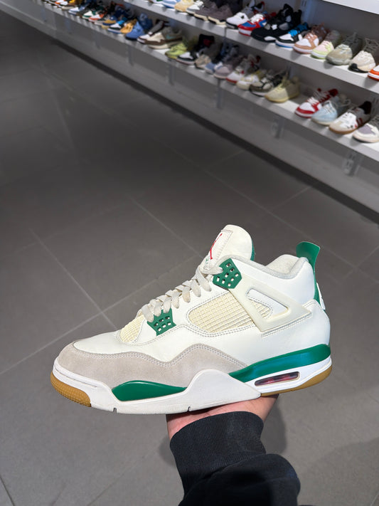 J4 SB Pine Green (Size 12)