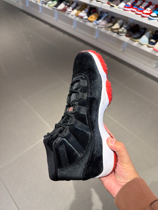 J11 Bred Velvet (Size 8.5M)