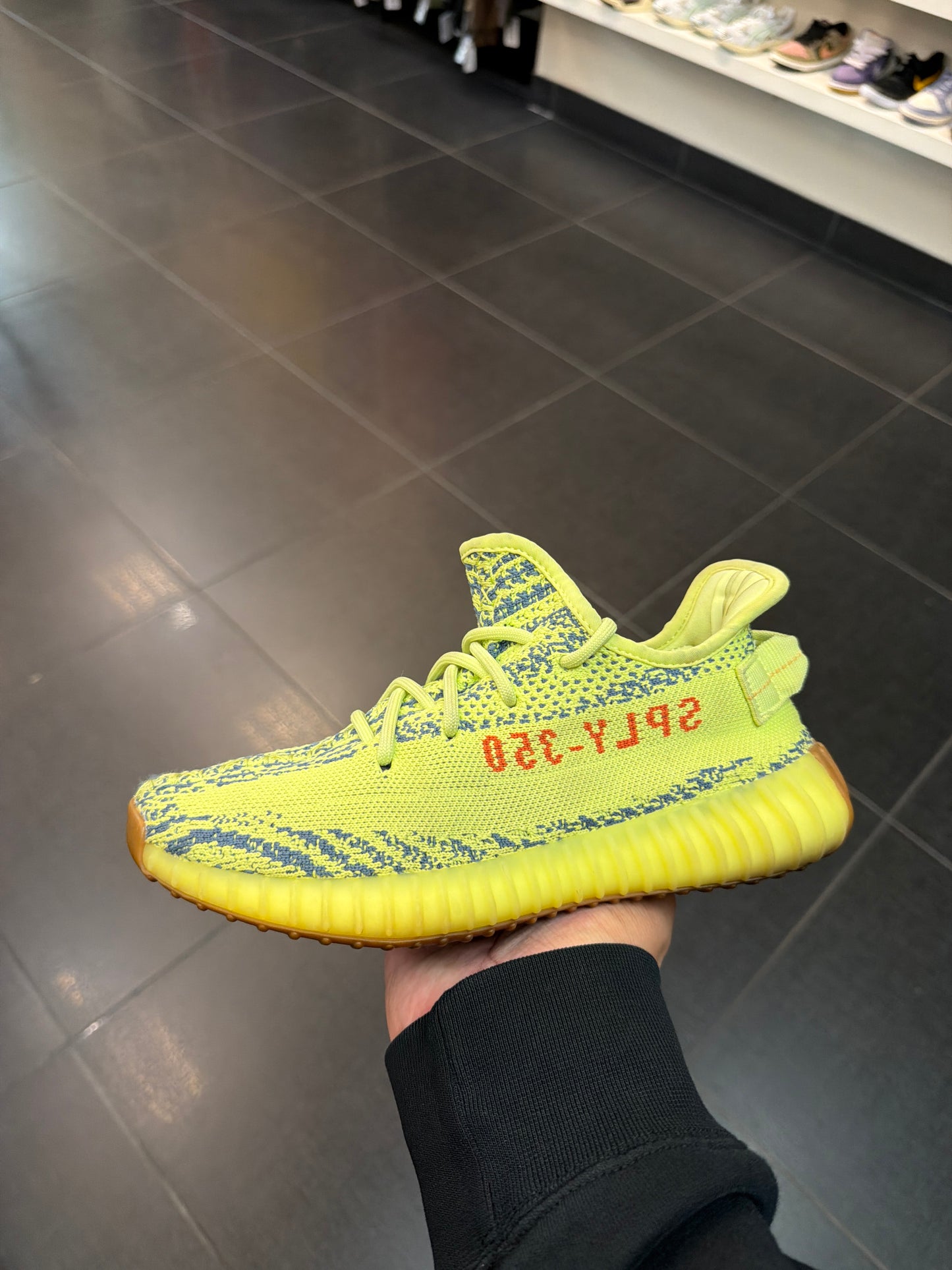Yzy 350 Frozen Yellow (Size 5.5)