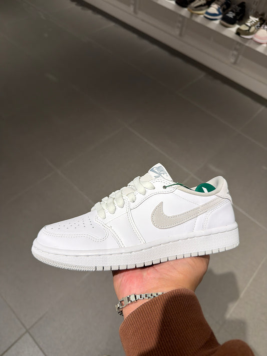 J1 Low NeutralGrey (Size 6W)