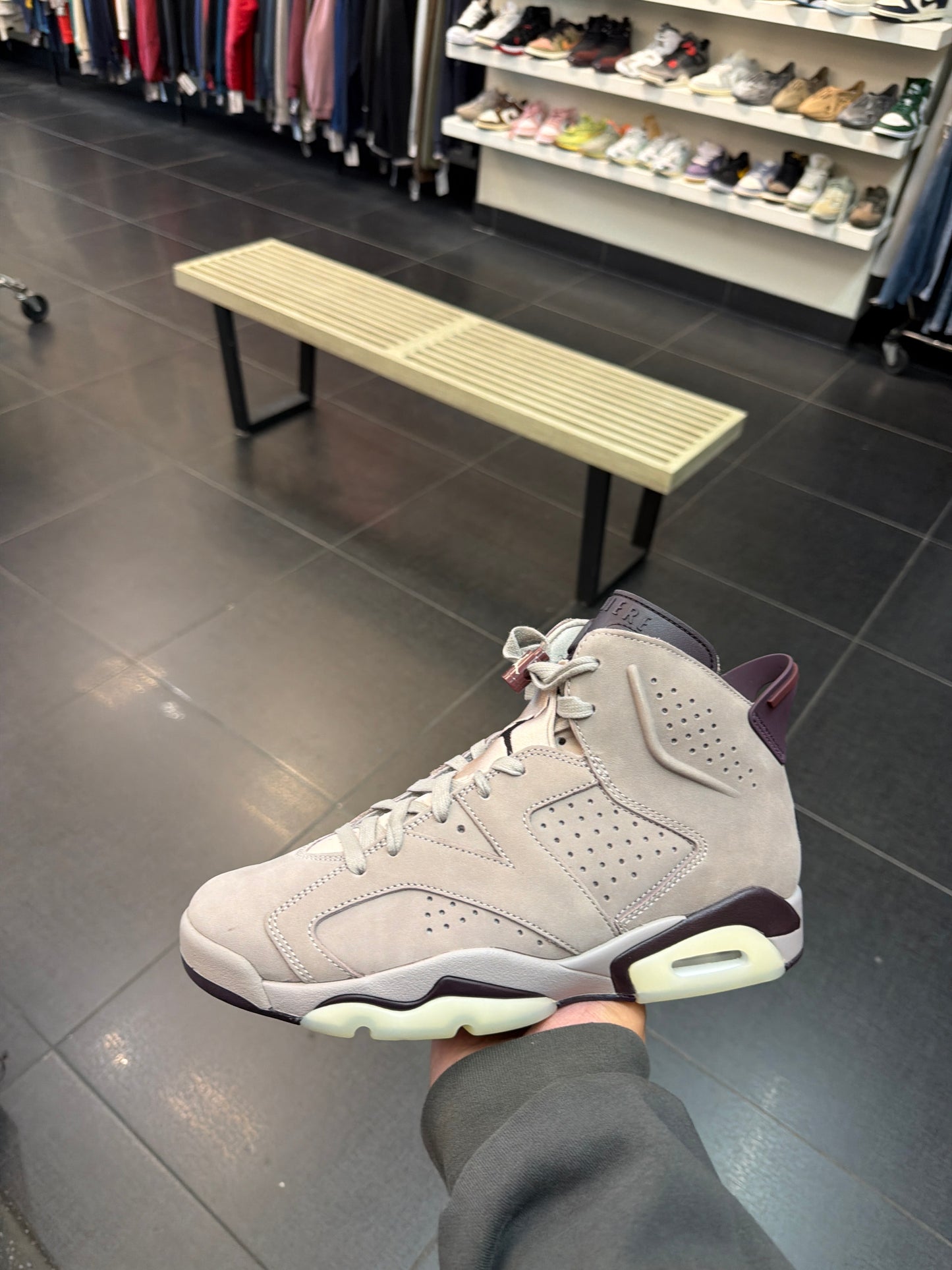 J6 A Ma Maniere (Size 9)