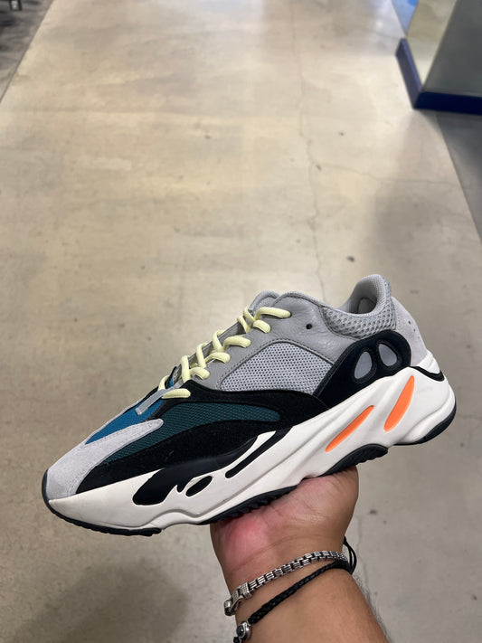 Yzy 700 Waverunner (Size 11)