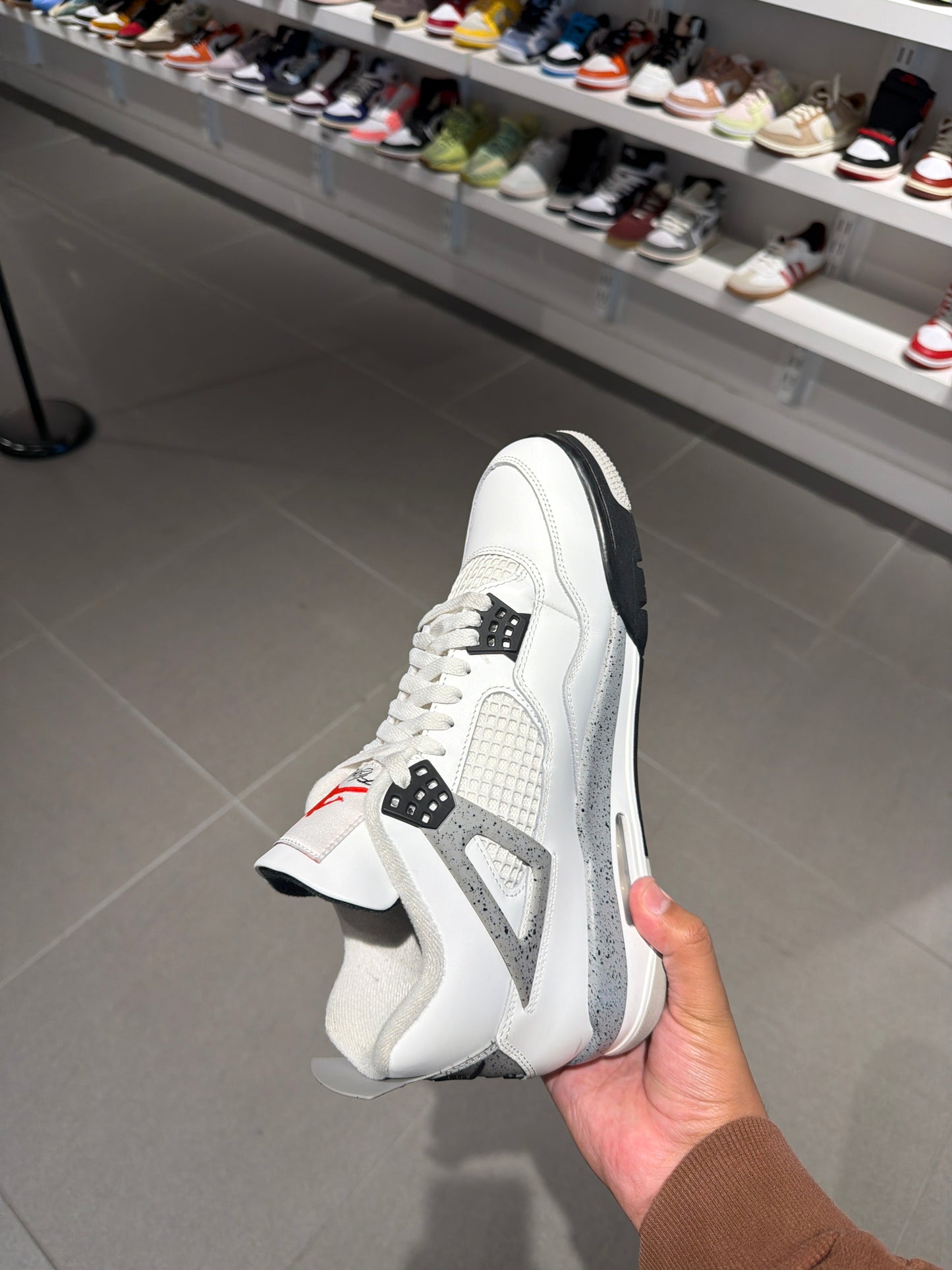 J4 White Cement (Size 10)