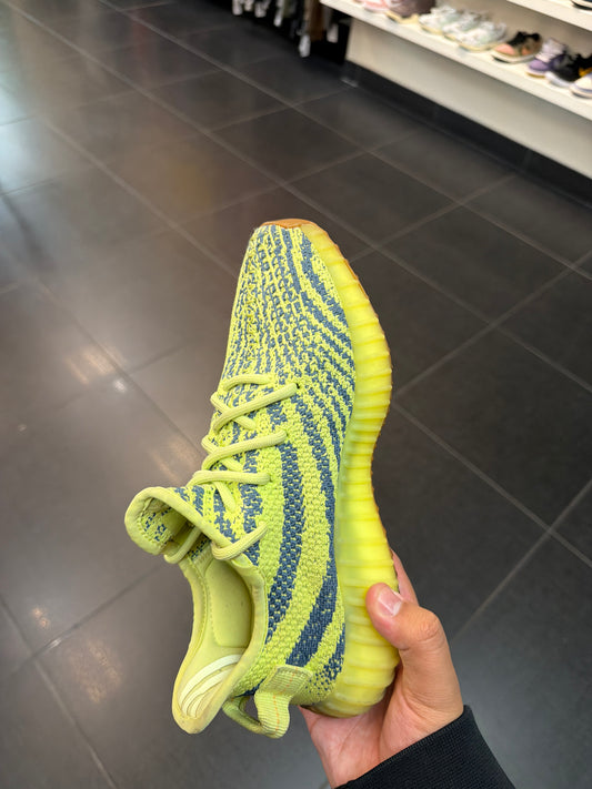 Yzy 350 Frozen Yellow (Size 5.5)