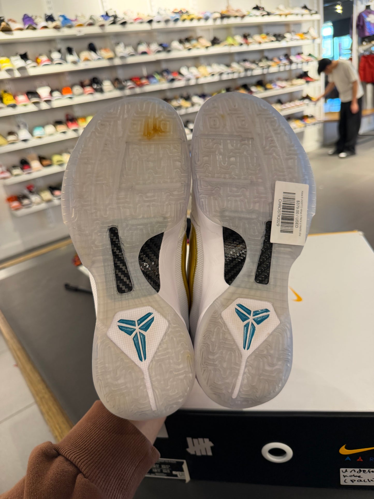 Kobe 5 UNDFTD What If PACK 2 PAIRS (Size 9.5)