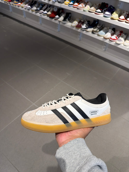 Bad Bunny Gazelle Indoor White (Size 11)