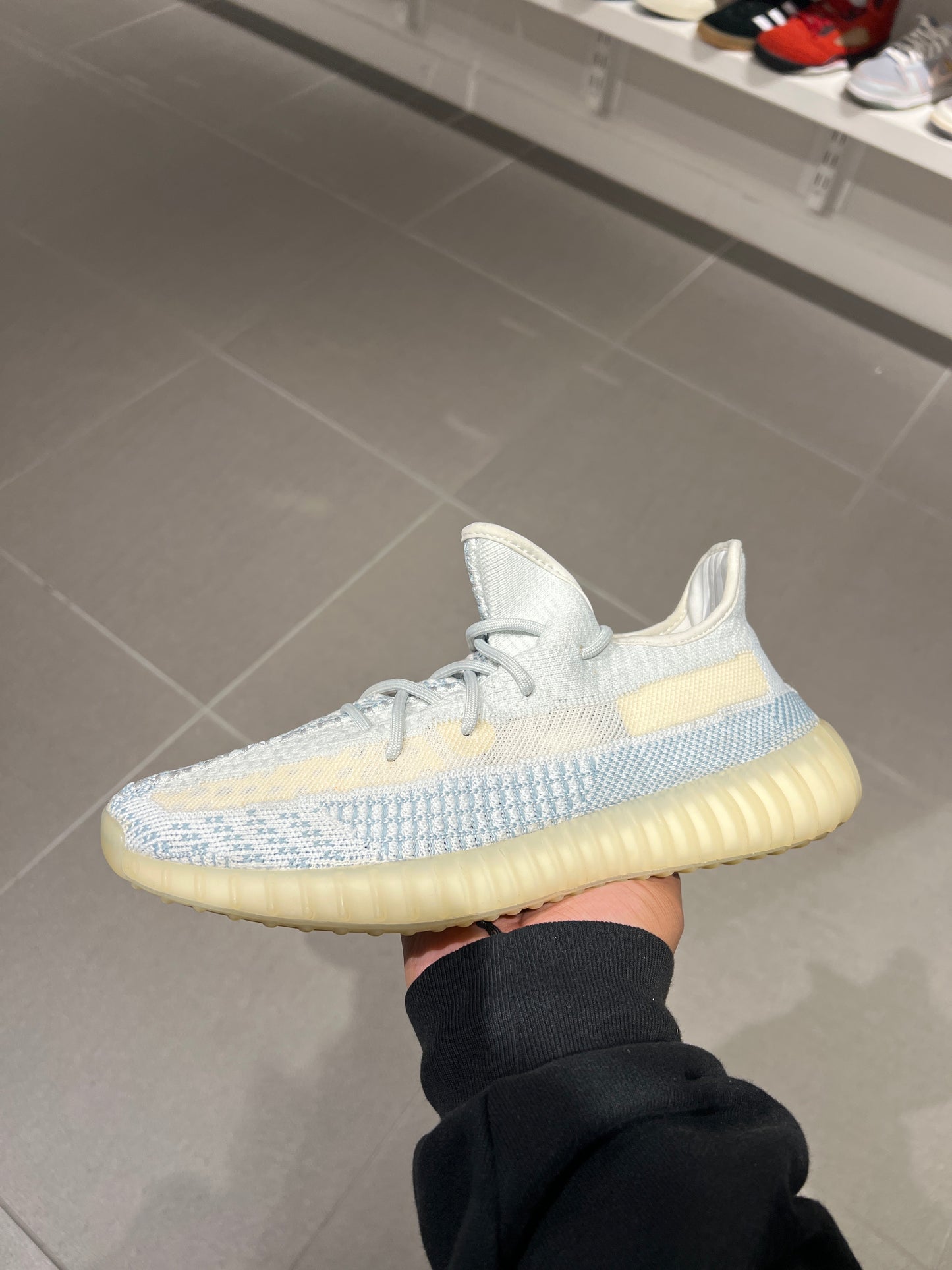 Yzy 350 Cloud White (Size 9.5)