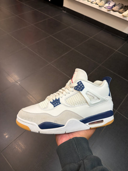 J4 SB Navy (Size 10.5)