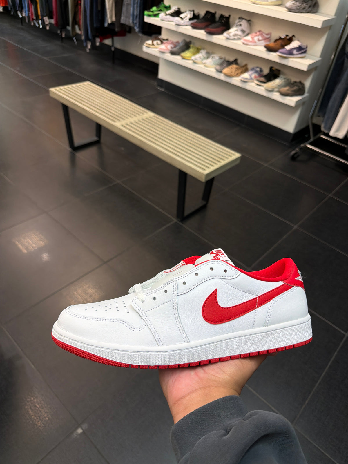 J1 Low University Red (Size 12