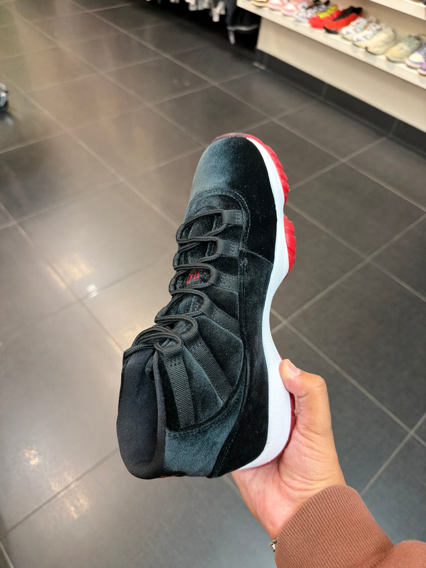J11 Bred Velvet (Size 7.5M)