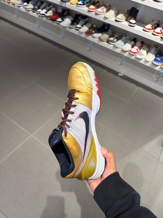 Kobe 4 Gold Medal (Size 15)