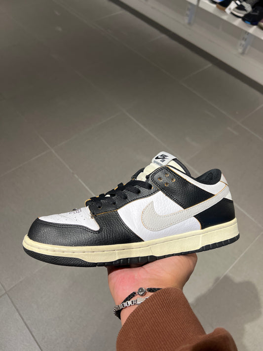 HUF SB Black (Size 10)