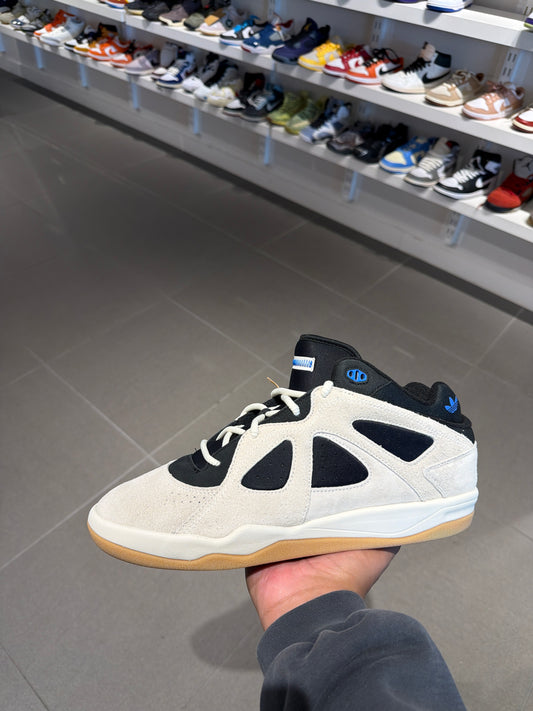 Bad Bunny BadBo 1.0 (Size 12)