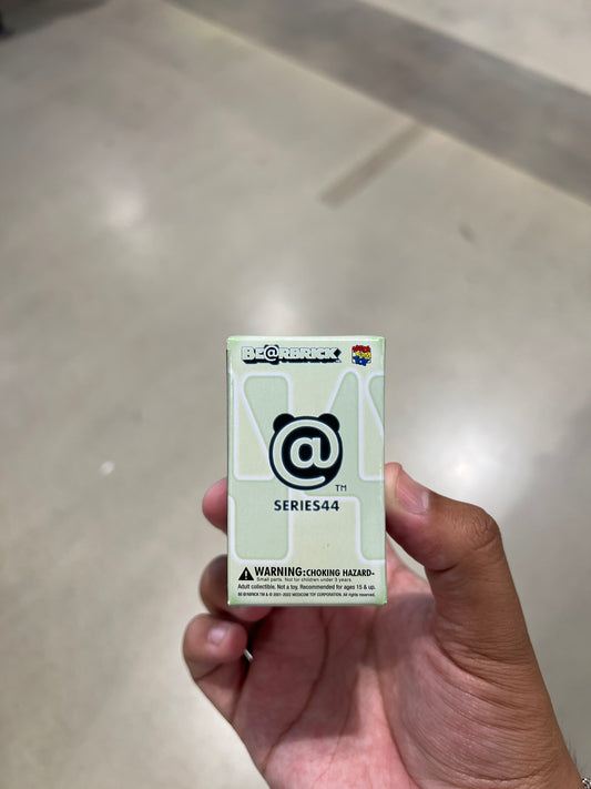 BearBrick Series 44 Single