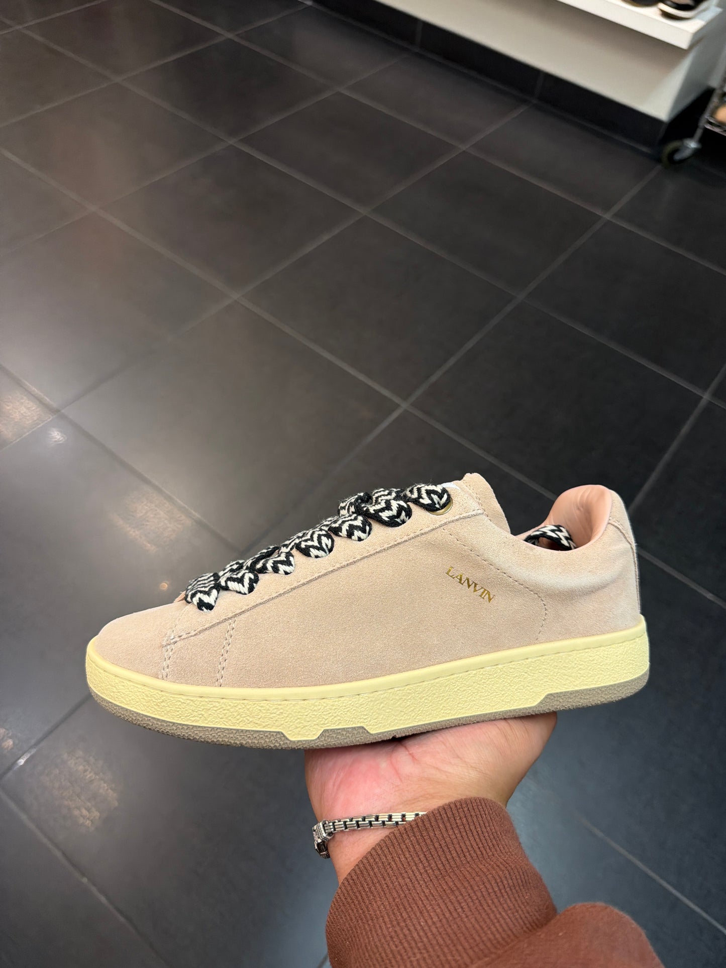 Lanvin Curb Lite Pink (Size 41EU/8US)