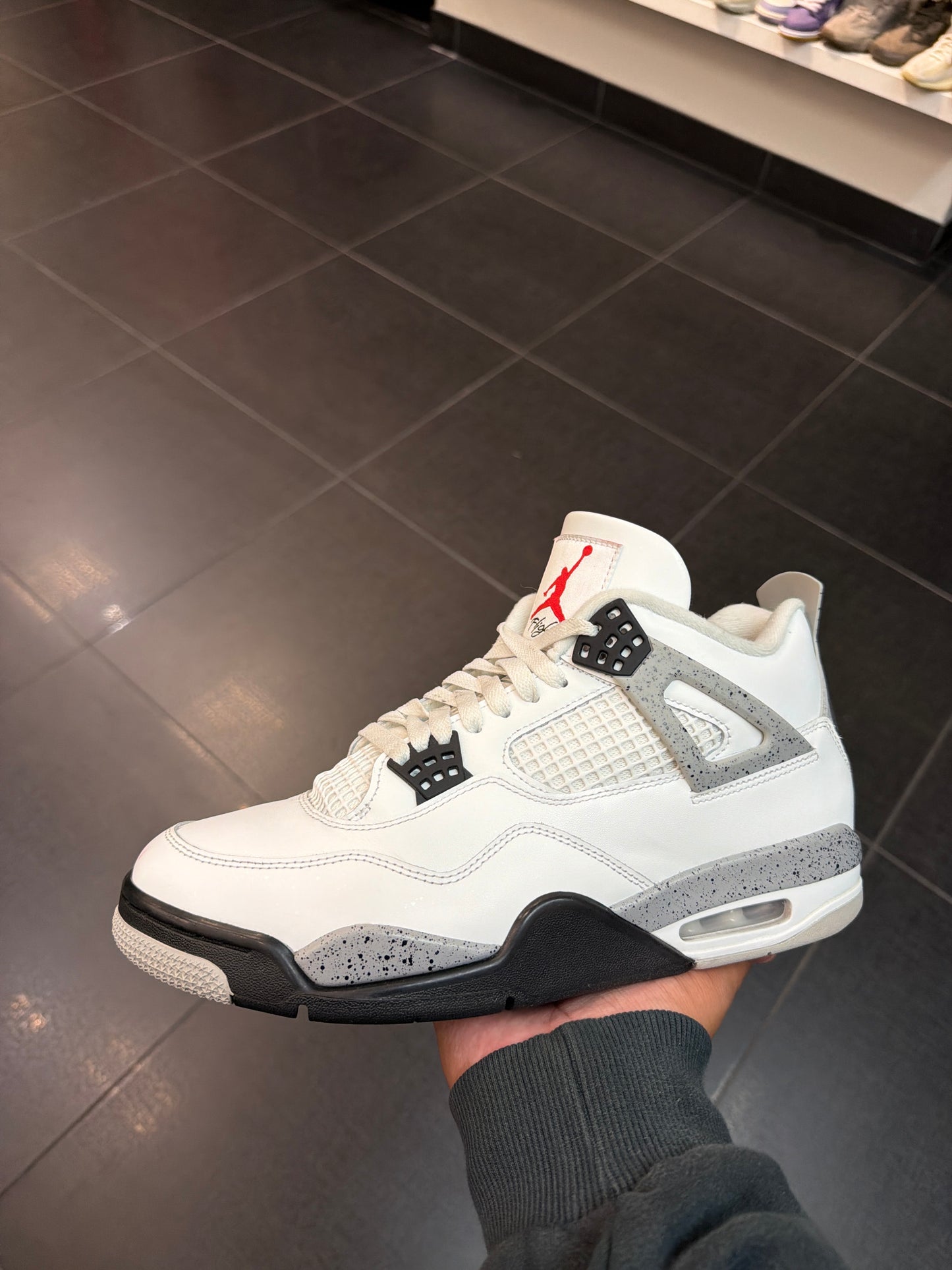J4 White Cement (Size 10.5)