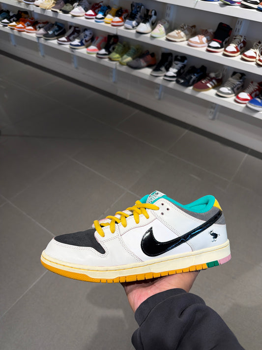 CSEF SB Dunk (Size 12)