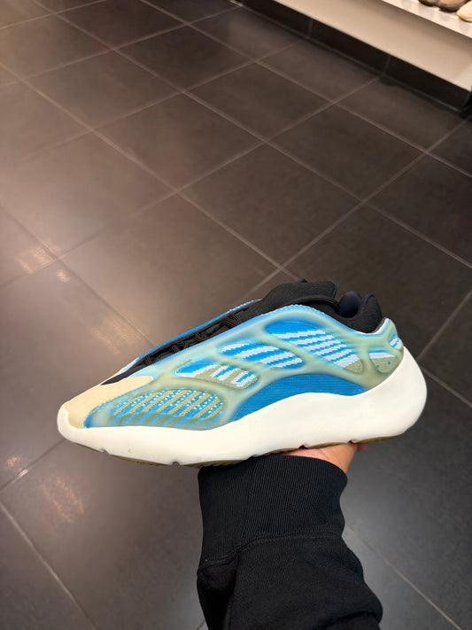 Yzy 700 v3 Arzareth (Size 10)
