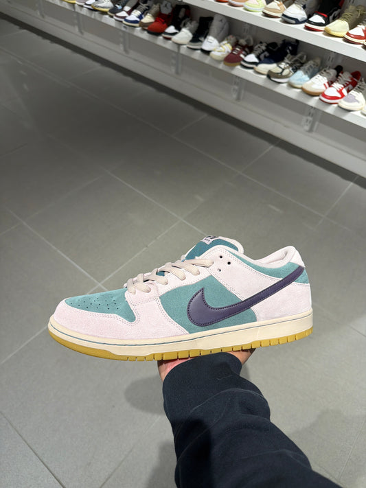 Mineral Slate SB Dunk (Size 15)