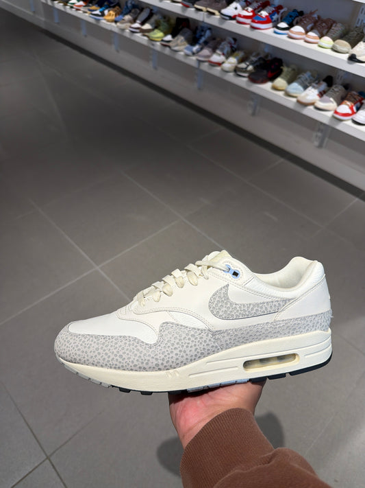 Safari White AM1 (Size 11.5M)