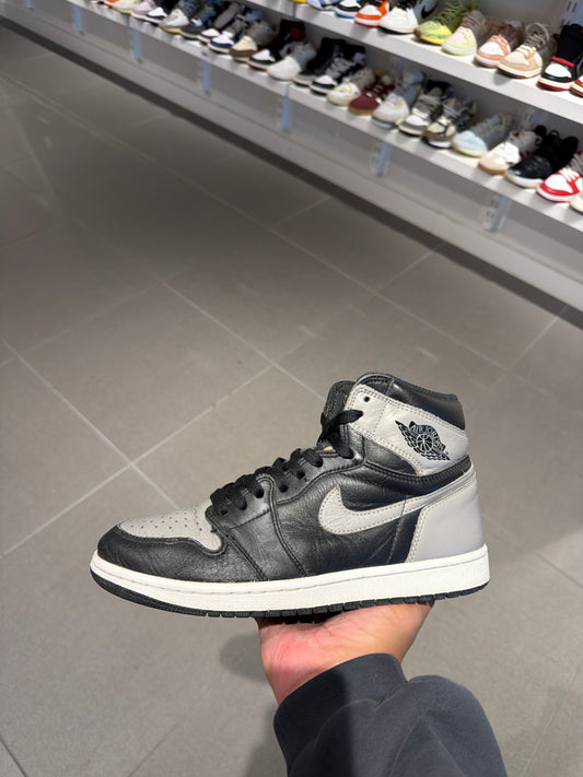 J1 Shadow 2018 (Size 8)
