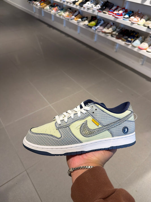 Union Dunk Passport (Size 9)