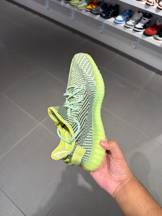 Yzy 350 Yeezreel (Size 9)