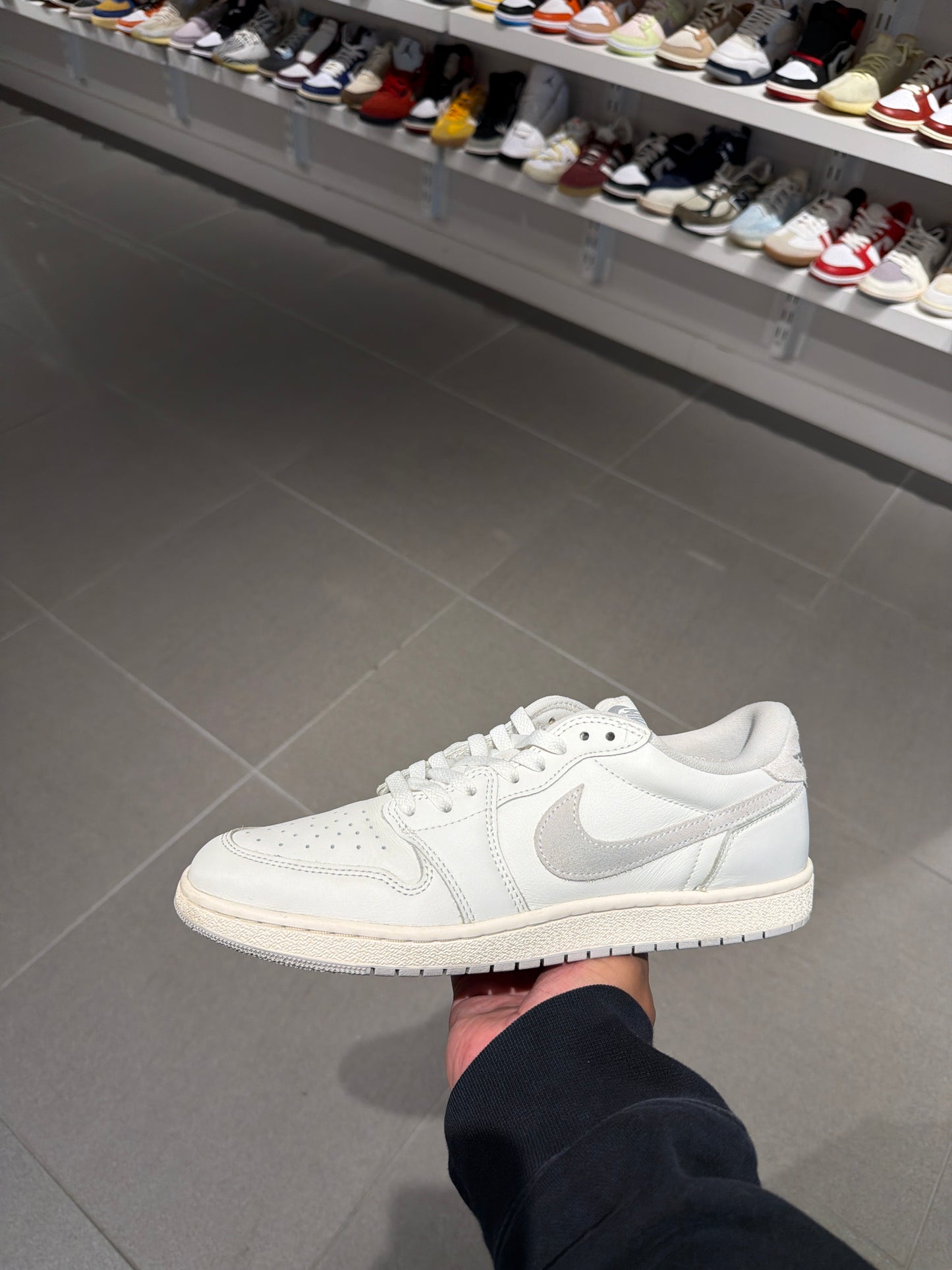 J1 Low 85 Neutral Grey (Size 11)