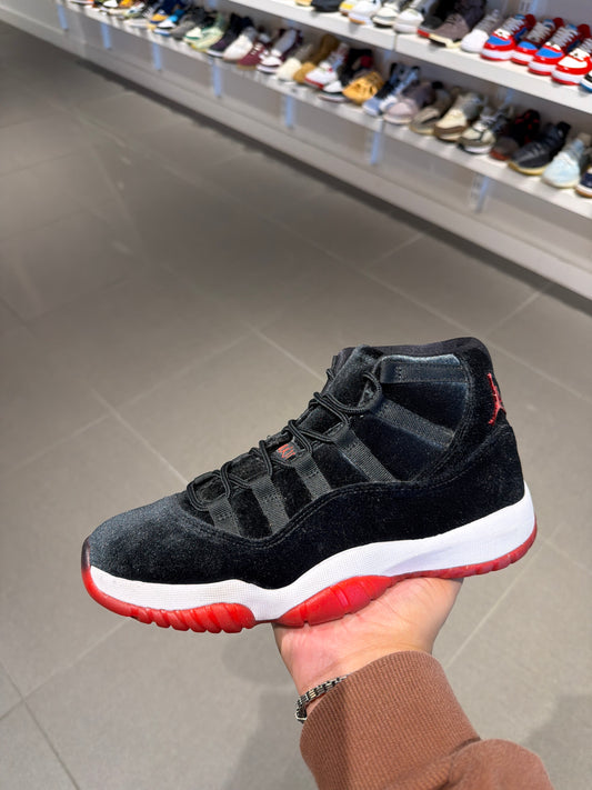J11 Bred Velvet (Size 8.5M)