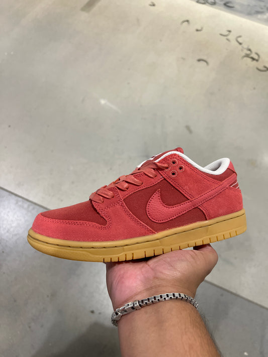 Adobe SB Dunk (Size 5.5M)