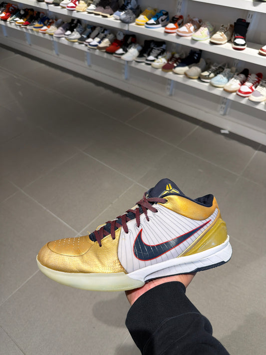 Kobe 4 Gold Medal (Size 15)