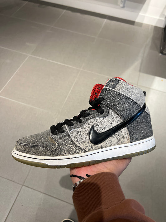 Salt Stain SB Dunk (Size 10.5)
