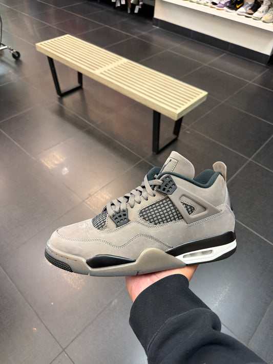 J4 Cave Stone (Size 11)