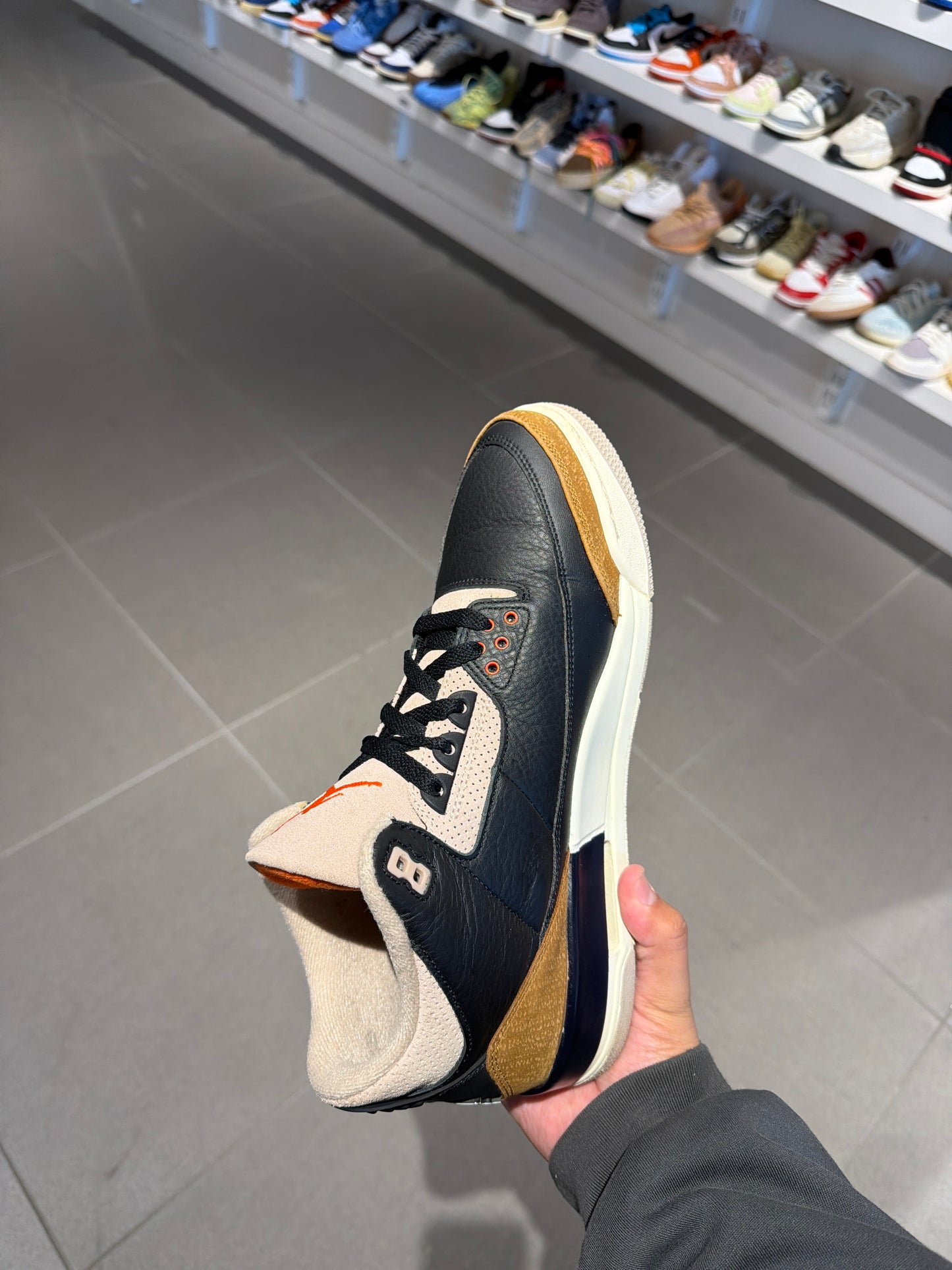 J3 Desert Elephant (Size 11.5)