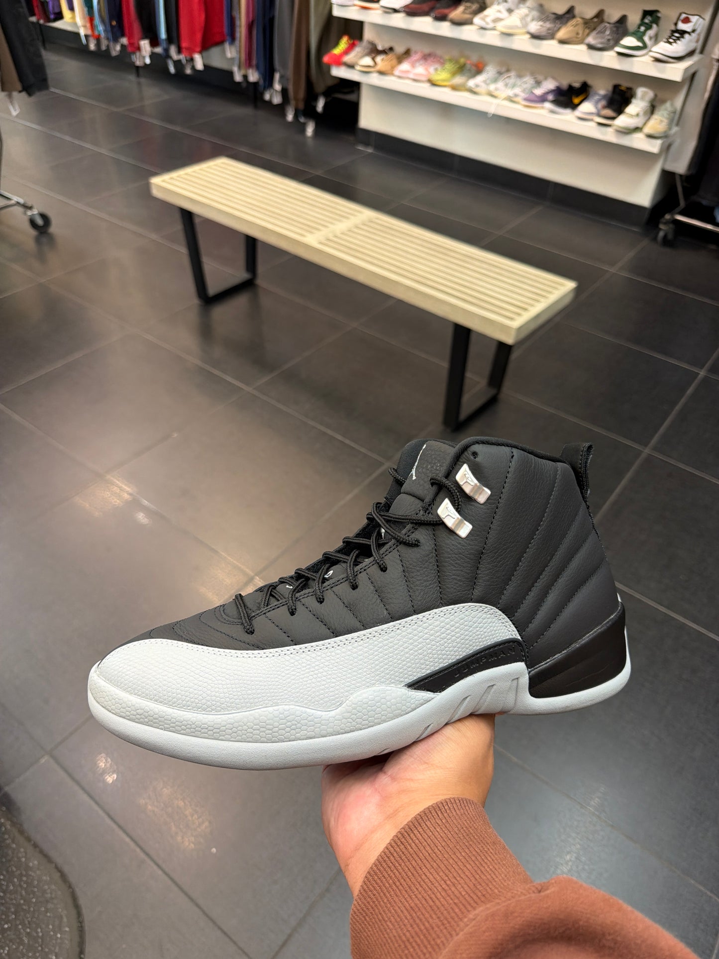 J12 Baron (Size 11.5)
