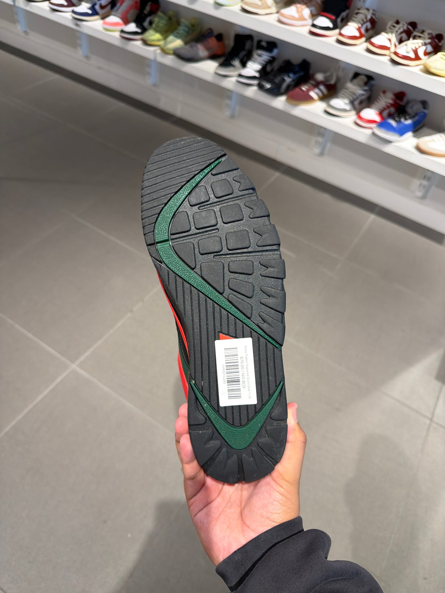 Cross Trainer Supreme Gucci (Size 11.5)