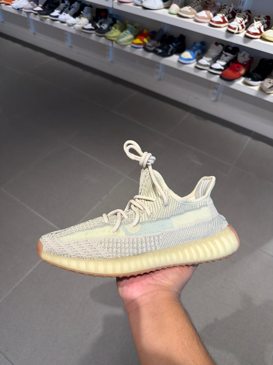 Yzy 350 Citrin (Size 9)