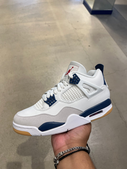 J4 SB Navy (Size 7.5)