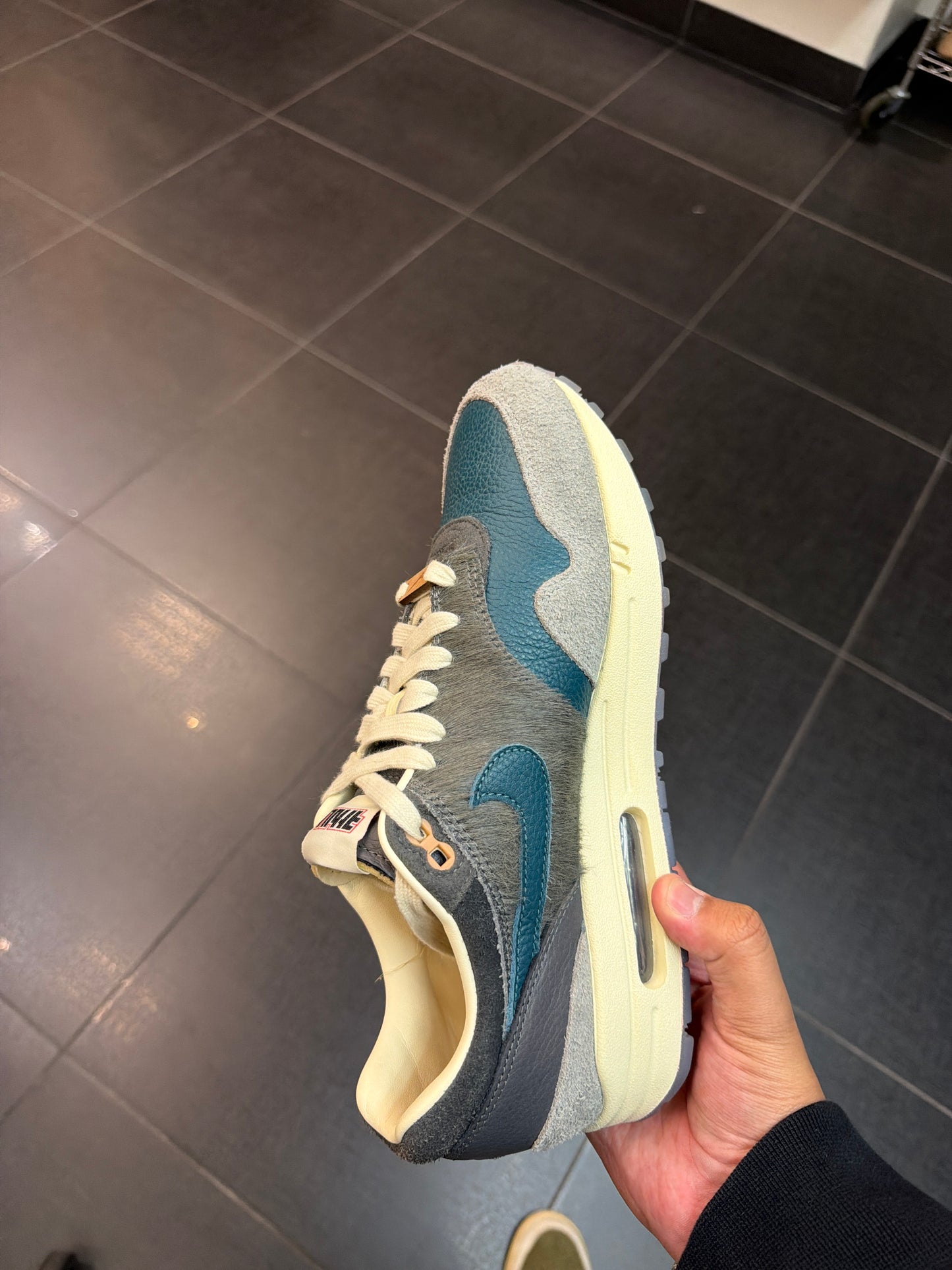 Nike AM1 Kasina (Size 9.5)