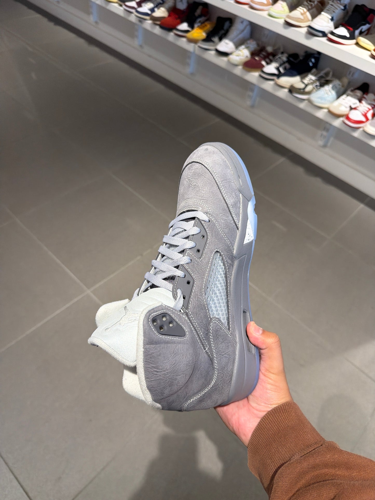 J5 Wolf Grey (Size 11)