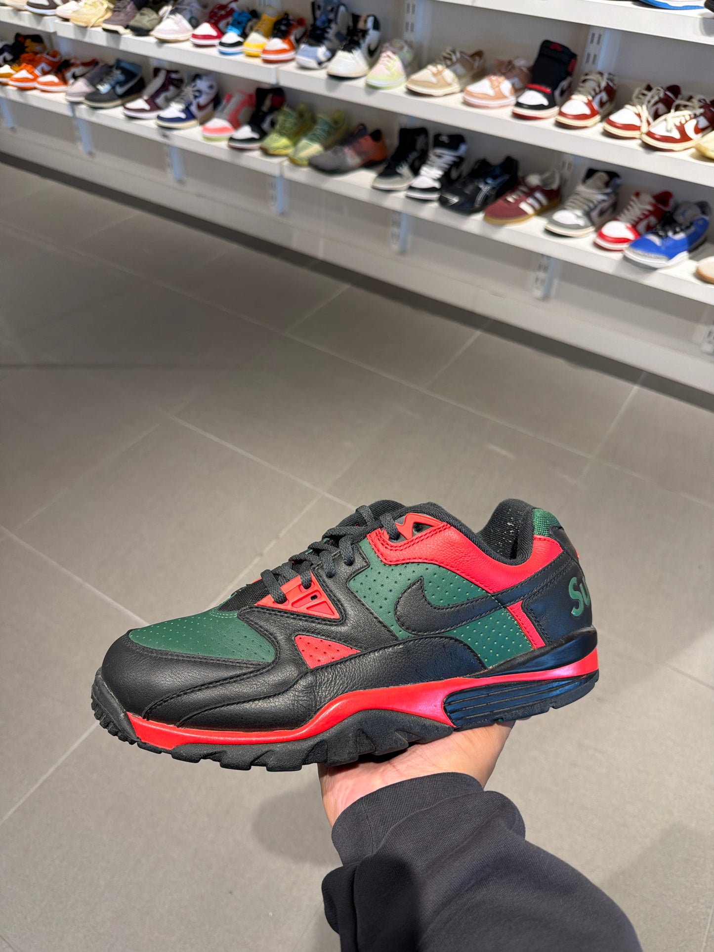Cross Trainer Supreme Gucci (Size 11.5)