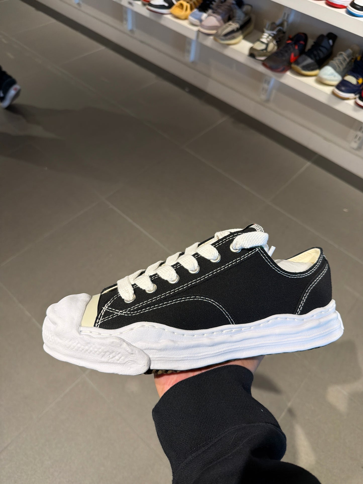 Maison Mihara Hank OG (Size 12)