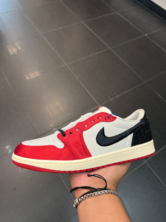 J1 Low Trophy Room (Size 11.5)