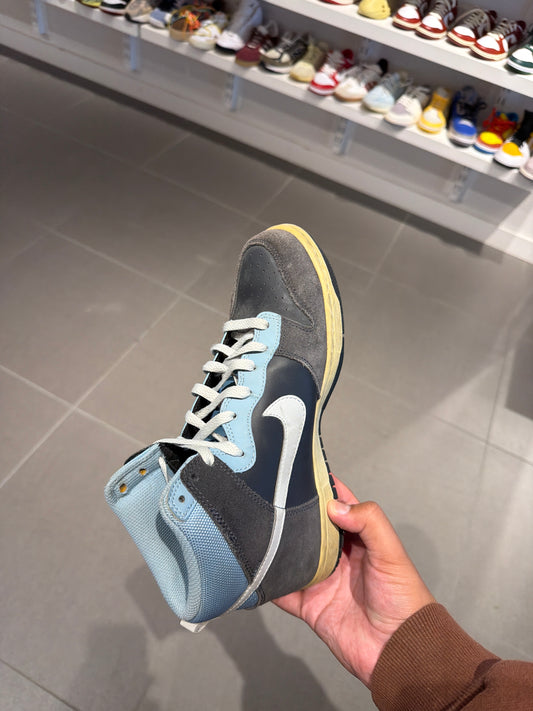 2012 Dunk High (Size 8.5)