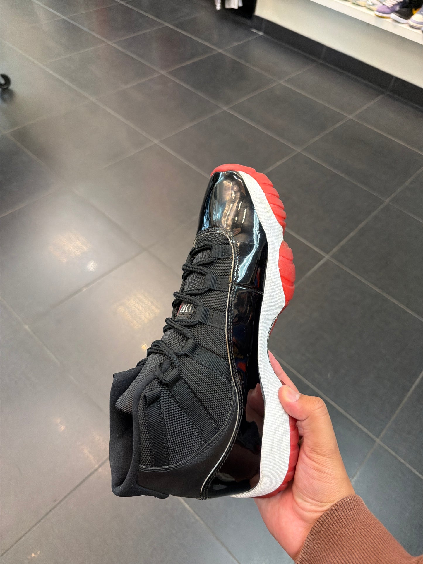 J11 Bred 2019 (Size 10)