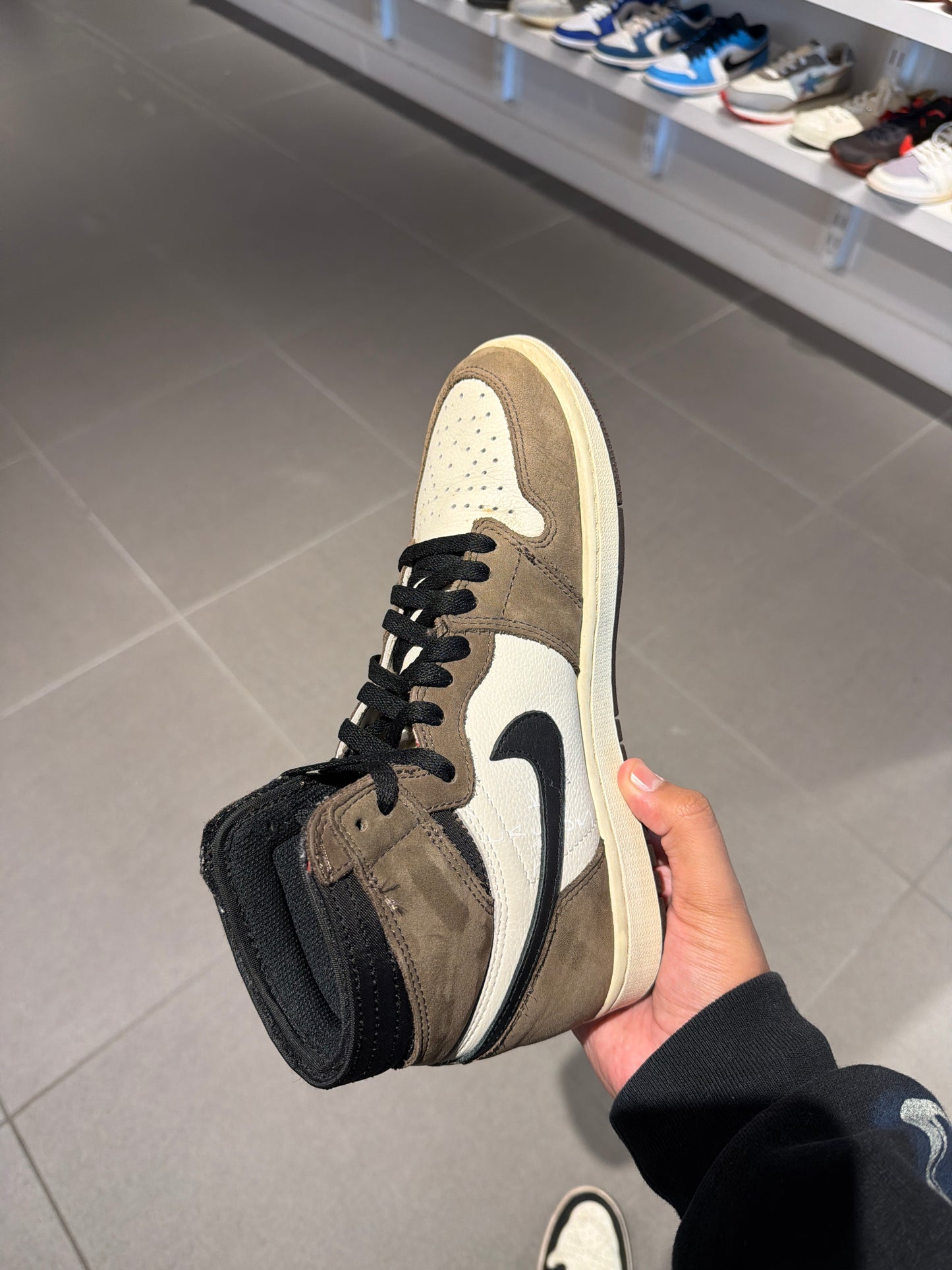 J1 Travis Scott Mocha (Size 8.5)