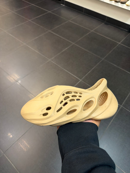 Ochre Foam Rnr (Size 6)